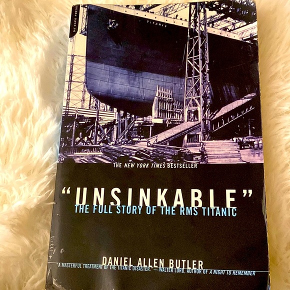 UNSINKABLE The Full Story of the RMS TITANIC by Daniel Allen Butler - Picture 1 of 3